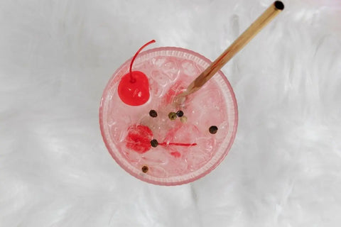 Minuman dengan konjac jelly