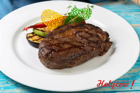 sepiring steak lengkap dengan sayuran