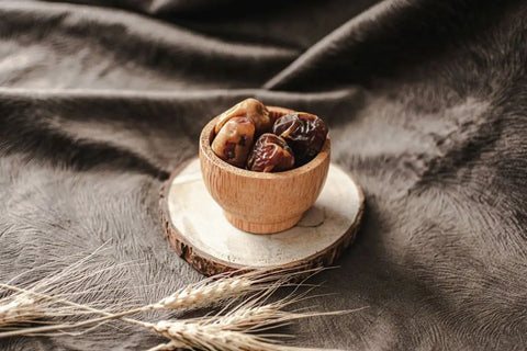 Kurma dai dalam wadah