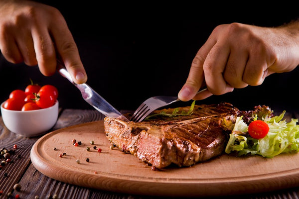 cara makan steak yang benar perlu diperhatikan