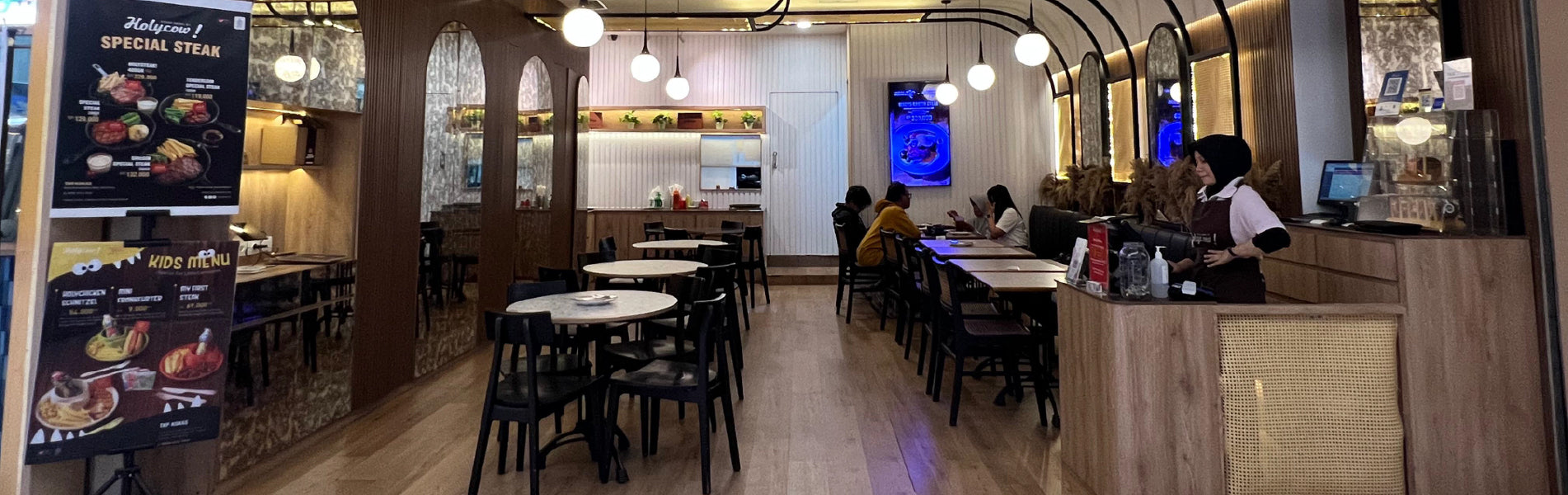 HOLYCOW JAKARTA